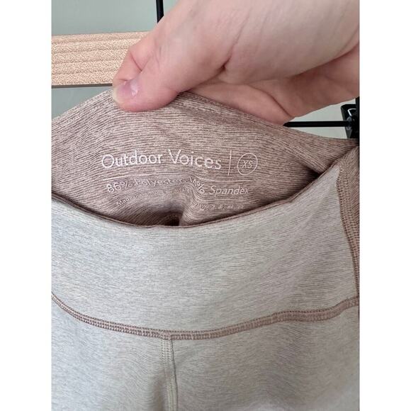 Outdoor Voices 7/8 Tri-Tone Warmup Legging - Picture 4 of 5